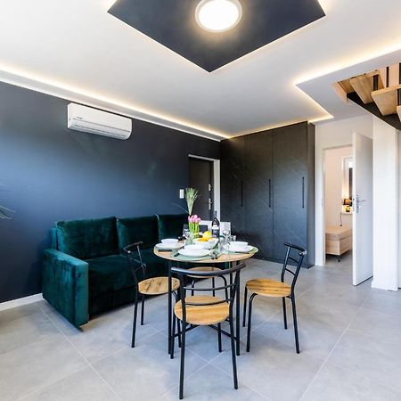 Luksusowe Domy Caloroczne Usteckie Perly By Manage Rent Wodnica  Buitenkant foto