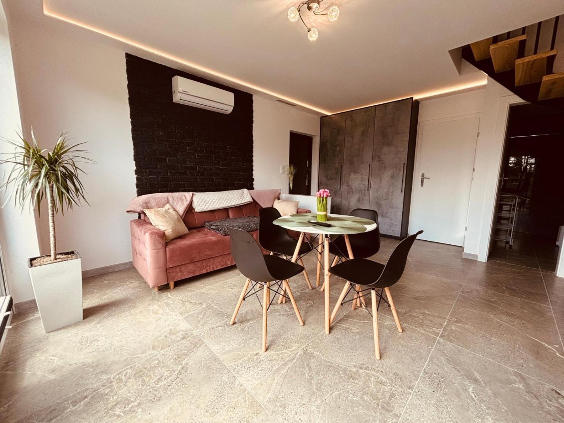 Luksusowe Domy Caloroczne Usteckie Perly By Manage Rent Wodnica  Buitenkant foto